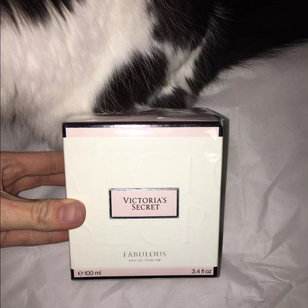 NEW Victoria’s Secret Fabulous Perfume 3.4oz